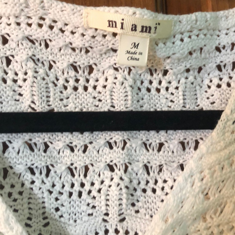 Long sleeve crochet top - Picture 2 of 3